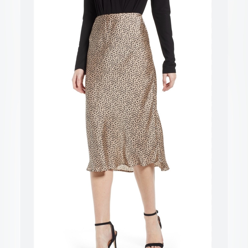Leith Leopard Print Midi Skirt Satin Trending SZ M EUC